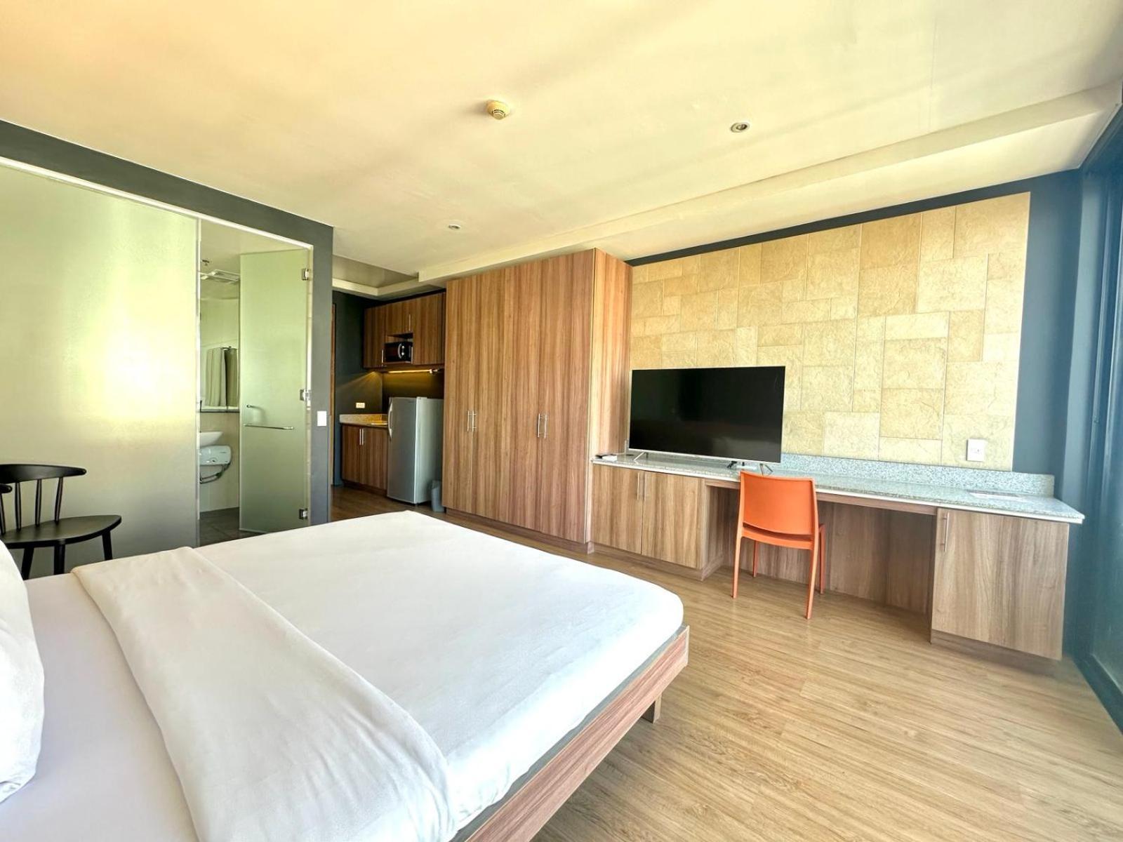 Azumi Boutique 4*