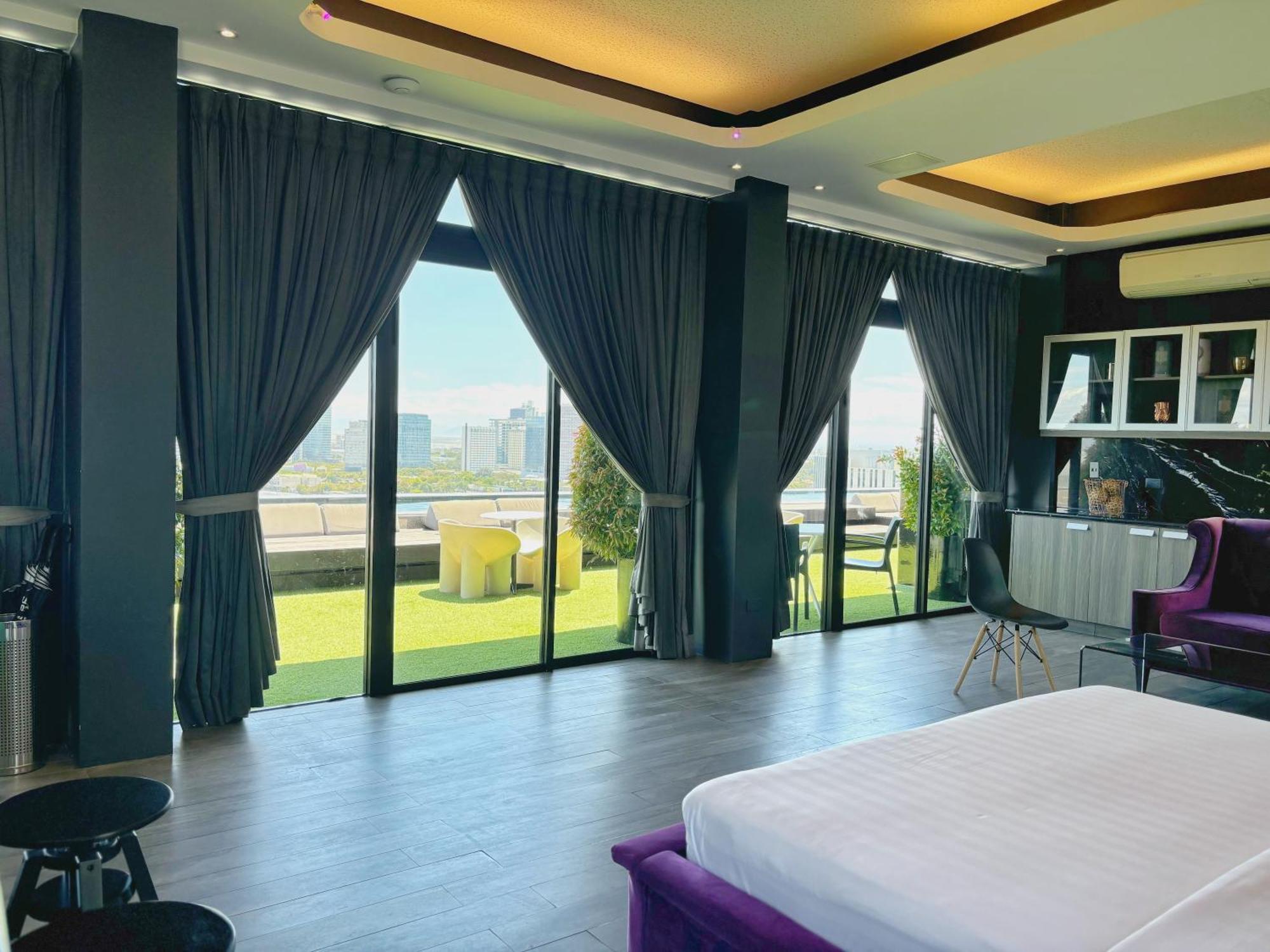 Azumi Boutique 4*
